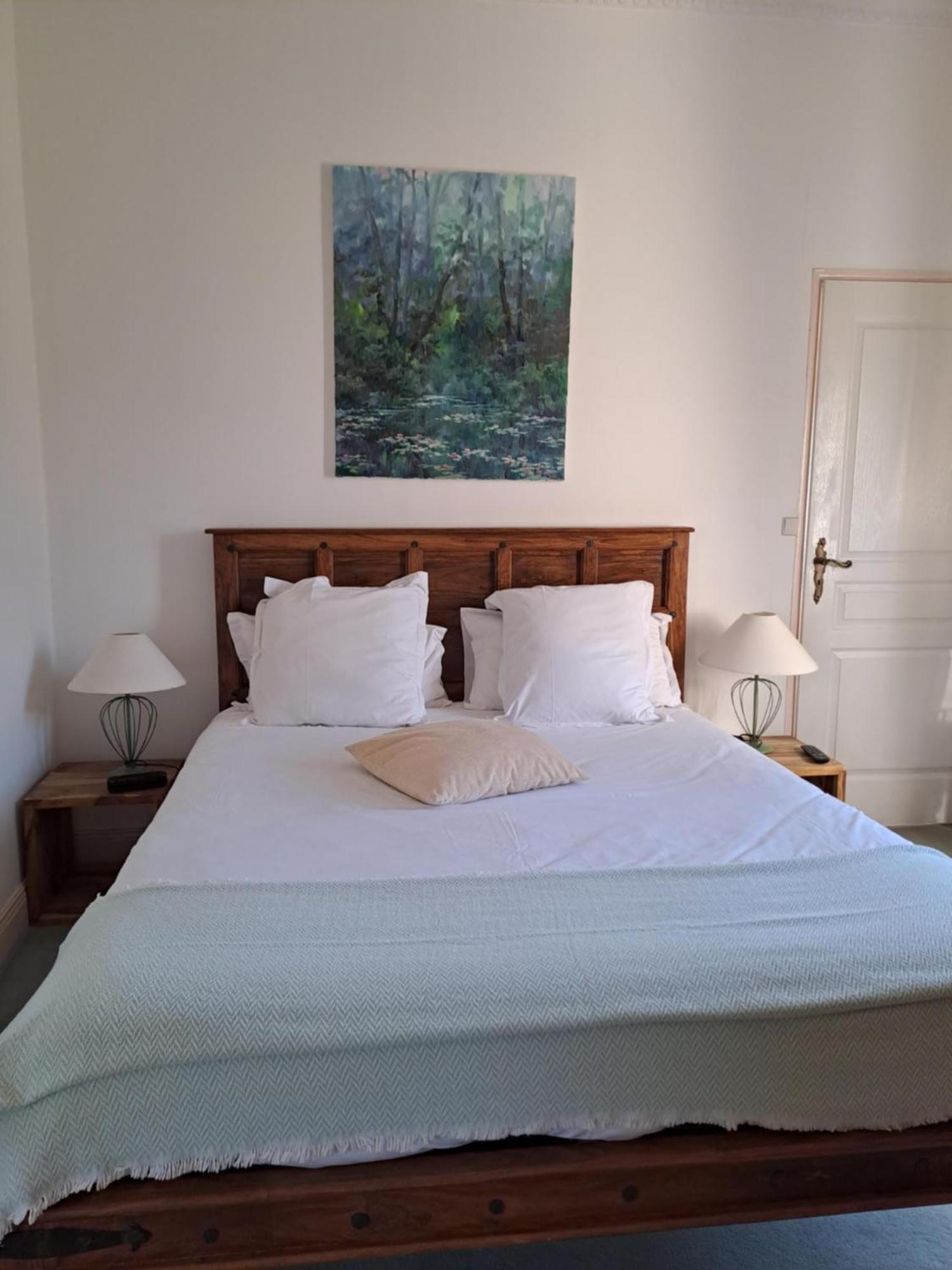 Logis Hotels Domaine Du Chatelard Dirac Exterior photo